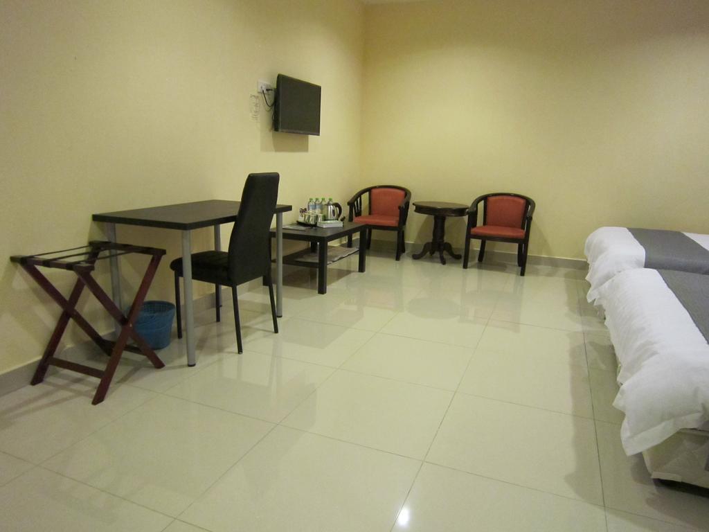Oyo 151 Twin Hotel Kuala Lumpur Exteriör bild